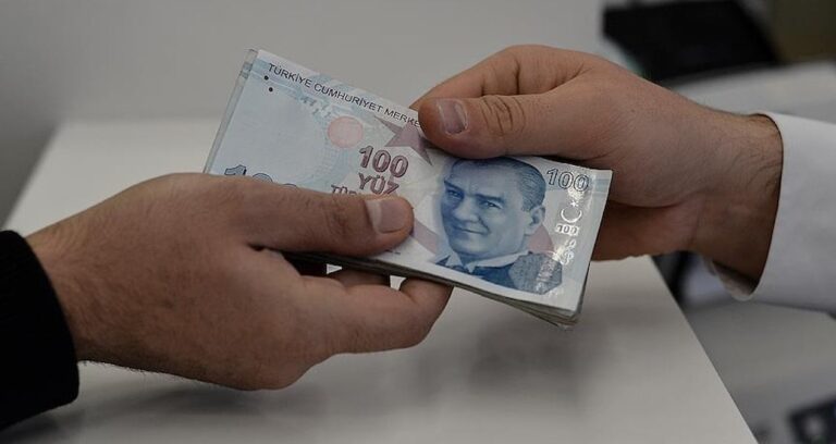 parasini-mevduata-yatiranlar-dikkat-paraniz-pul-olabilir-ueXQ5Ac3.jpg