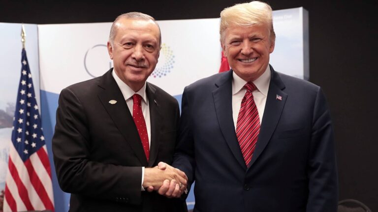 iddia-erdogan-ve-trump-istanbulda-abd-iran-zirvesi-ayarladi-hamaneye-ulasilamayinca-iptal-oldu-NugVUuzN.jpg